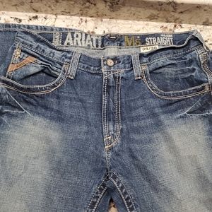 LIKE NEW Men Ariat Slim Straight 34 30 Jeans